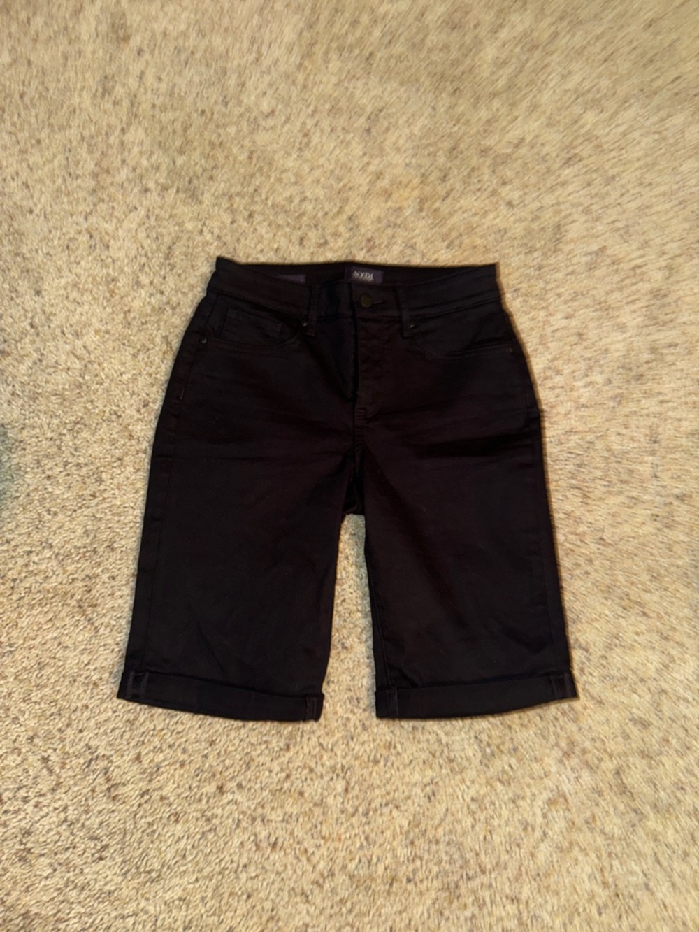 NYDJ Black Rolled-Hem Denim Bermuda Shorts size 2 Briella liftxtuck